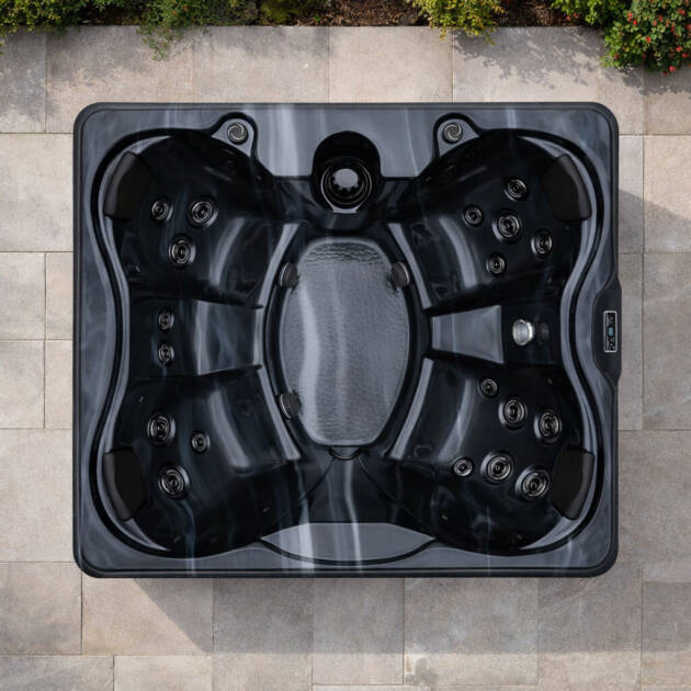 2000 Series Hot Tub – heat-pump-ready 4-seat hot tub