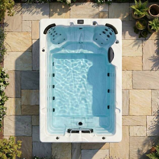 Nova Swim Spa – 4m swim spa with twin-river current and hot tub zone
